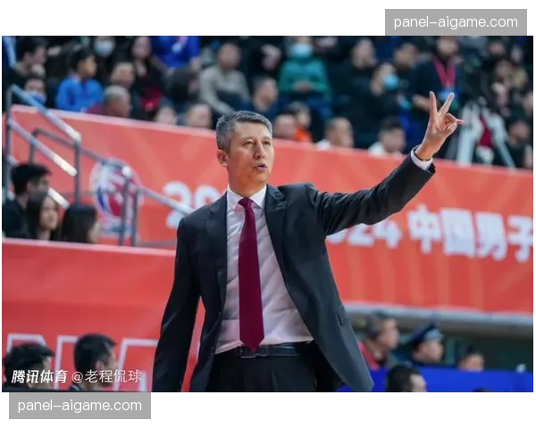 郭士强透露广州龙狮将尝试“无限换防”体系，应对深圳马可波罗的锋线冲击